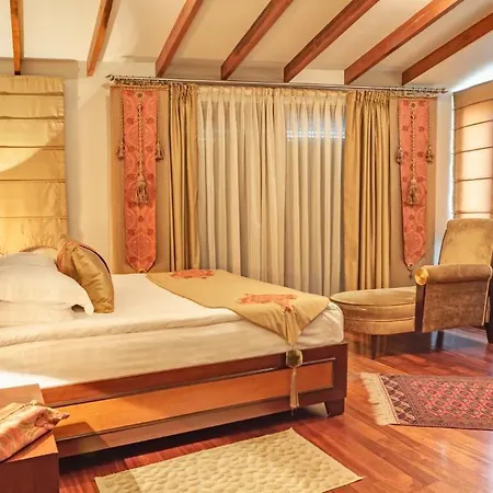 Bulbul Yuvasi Boutique Foça