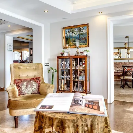 Bulbul Yuvasi Boutique Foça