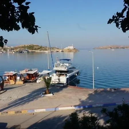 호텔 불불 유바시 부티크 4*