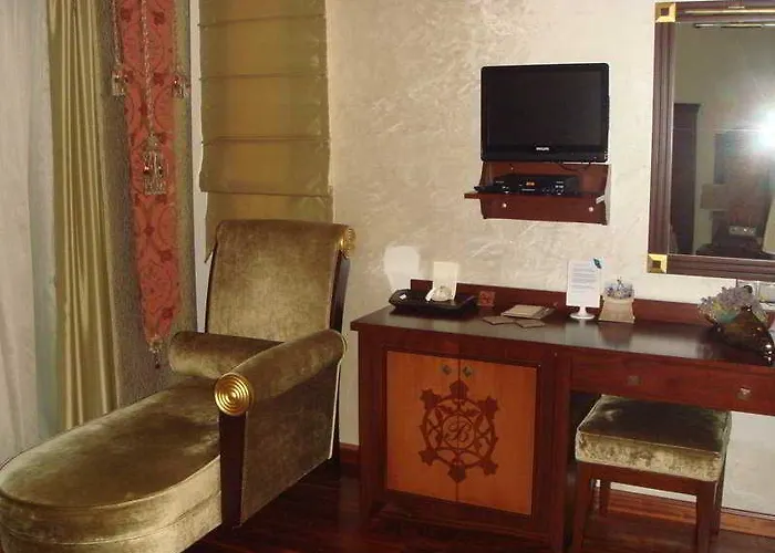 Bulbul Yuvasi Boutique 4*